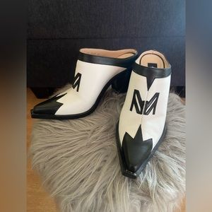 (RARE FIND) Marcell Von Berlin western heel mules